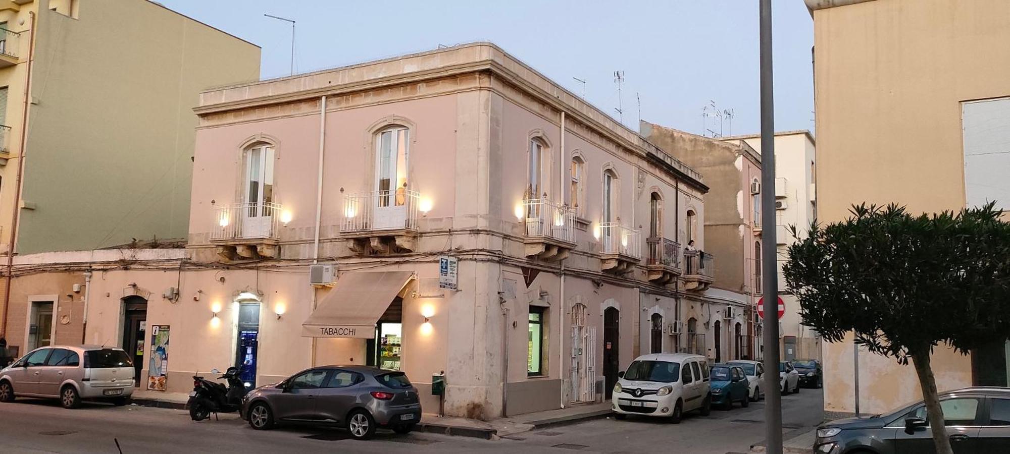 Bianco Ibleo Syracuse